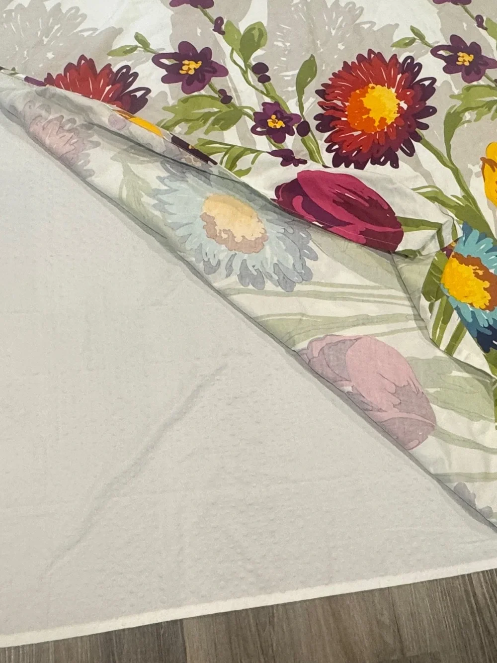 Bright Floral Print Cotton Blend Shower Curtain w/ Cloth Liner & Hooks